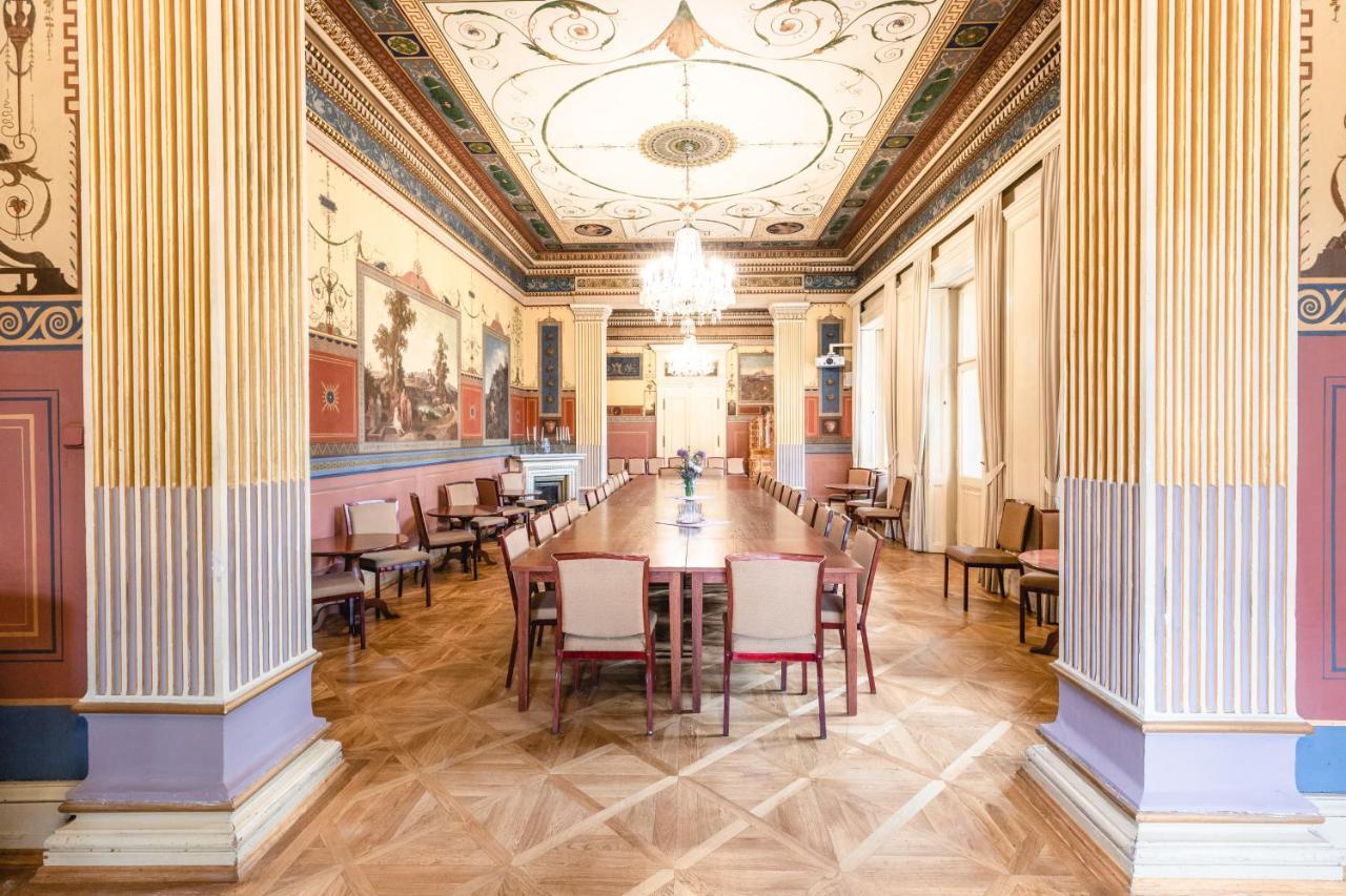 Vila Lanna Prague Luaran gambar